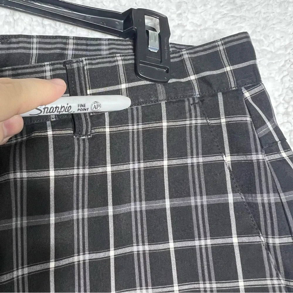 Adidas Golf Shorts Mens Size 38 Black Plaid Flat‎ Front Golf/Chino Shorts
